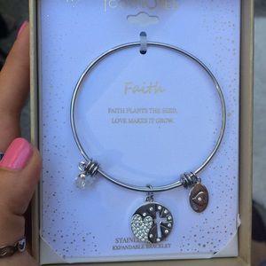 🆕Expandable Charm Bracelet “Faith” SS